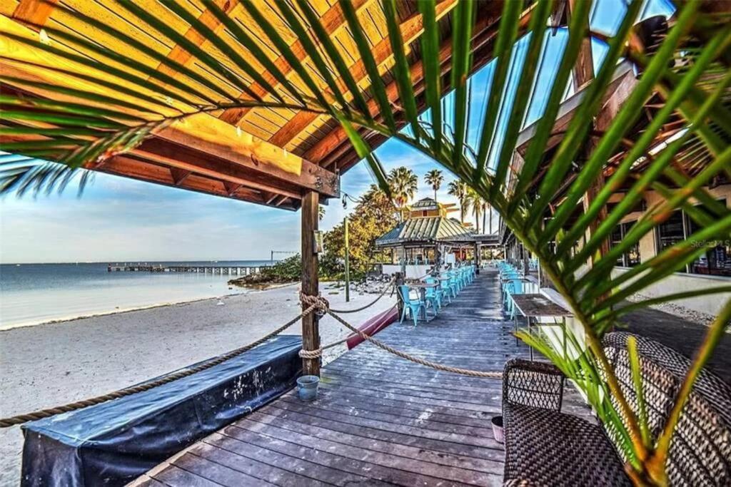 Bay View, Studio206, Beach Steps Away! Pool+Wifi Раскин Экстерьер фото