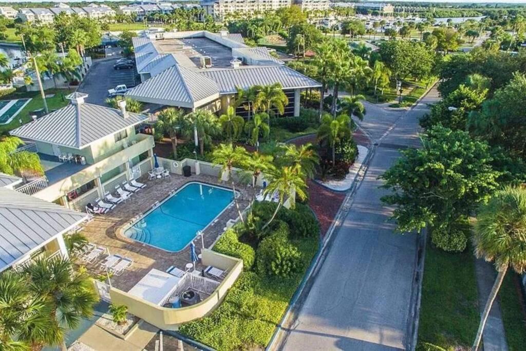 Bay View, Studio206, Beach Steps Away! Pool+Wifi Раскин Экстерьер фото