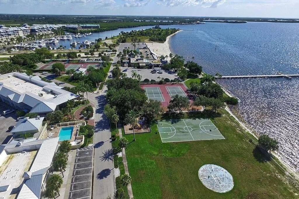 Bay View, Studio206, Beach Steps Away! Pool+Wifi Раскин Экстерьер фото